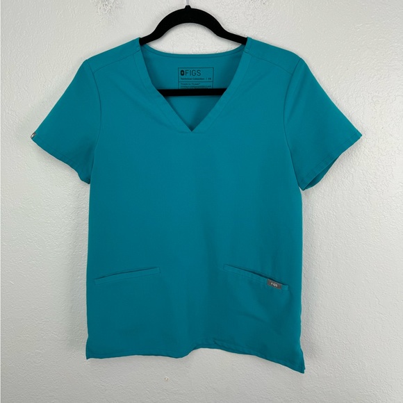 Figs Casma 3 Pocket Teal Scrub Top PO 1773 - Picture 2 of 6